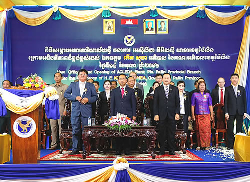 Delegations in the grand opening of Pailin Provincial Branch