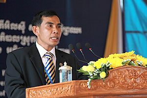 លោក សេង ខេង នាយកសាខាស្រុកព្រៃឈរ លោក សេង ខេង នាយកសាខាស្រុកព្រៃឈរ